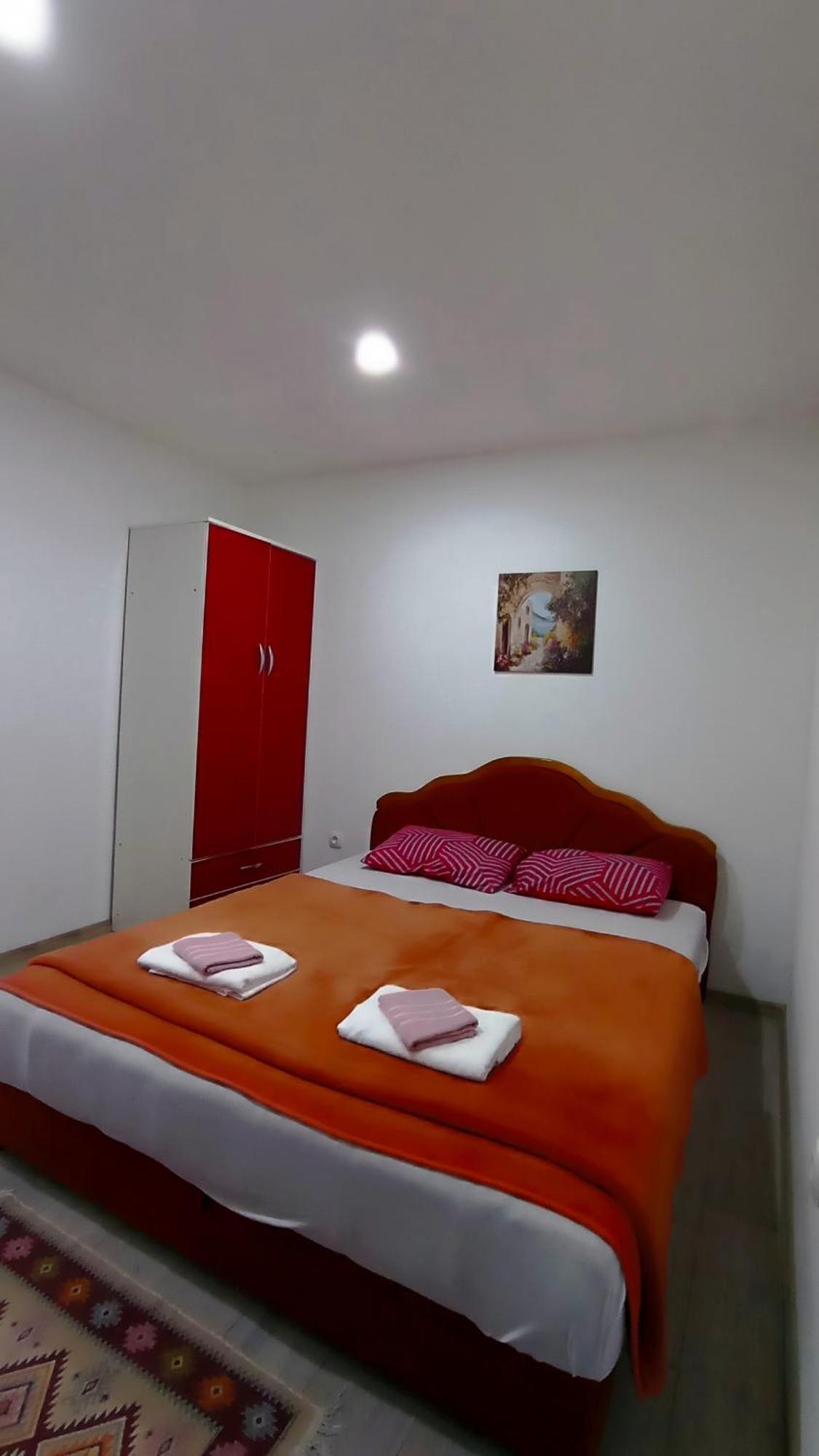 Apartman Orhan Mostar Exteriör bild